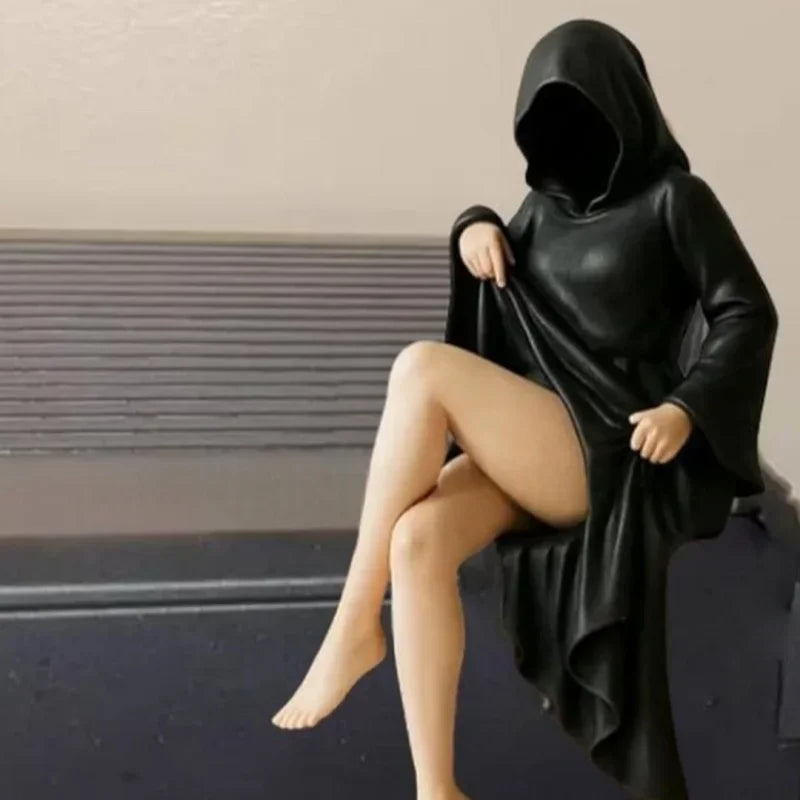 Mysterious Woman Figurine – Gothic Resin Sculpture for Fireplace, Bookshelf & Home Accents