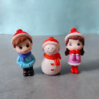 - Mini Couple Figurines – PVC Christmas Gift Set for Bonsai, Microlandscape & Holiday Decoration